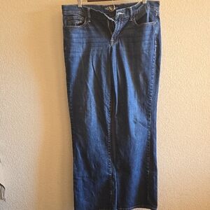 Women's LUCKY Sweet. N Low Blue Denim Jeans. Size 31